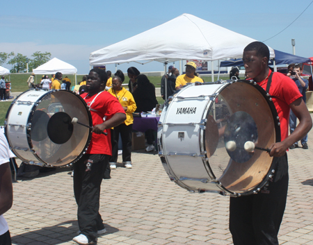 Cleveland School and Glenvile drummers drum competition