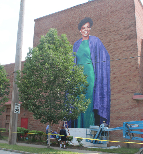 Ruby Dee mural at Karamu House