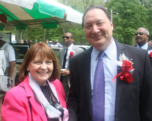 Cleveland Cultural Gardens Foundation  President Sheila Murphy-Crwaford and Cleveland Foundation CEO Ronn Richard