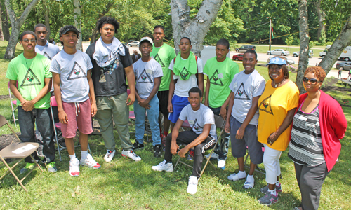 Volunteers in the African American Garden