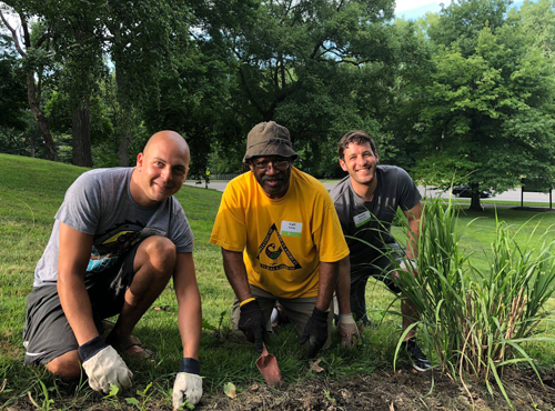 African American Cultural Garden leader Carl Ewing with Jewish volunteers