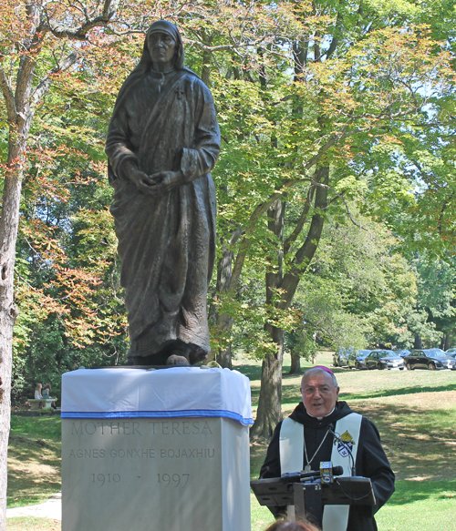 Bishop Roger Gries and Mother Teresa statue
