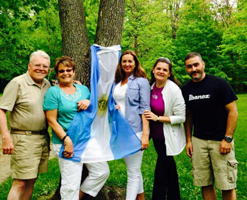 Cleveland Argentines at picnic for the May Revolution