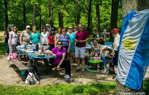 Cleveland Argentines at picnic for the May Revolution