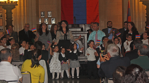 Armenian chorus and children singing Hayastan Ashkhar