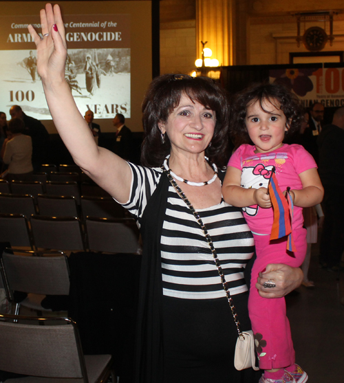 Sona Baghdasaryan and little girl