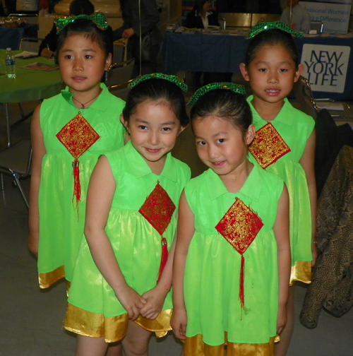 Cleveland Contemporary Chinese Cultural Association (CCCCA) dancers