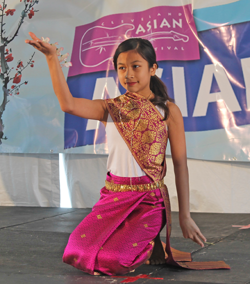 Young ladies from the Laotian Association of Cleveland performed a traditional Laotian dance 