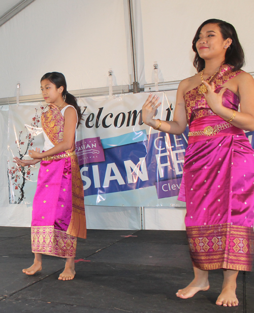 Young ladies from the Laotian Association of Cleveland performed a traditional Laotian dance 