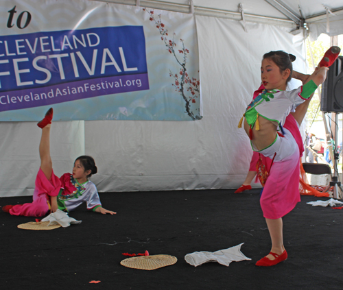 Cleveland Contemporary Chinese Culture Association Chinese Dance called Happy Early Summer