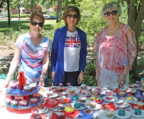 Cupcake Ladies -  for Queen Elizabeth's 90th birthday