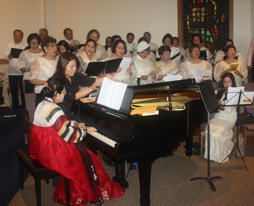 Asian-American singers in the Choir