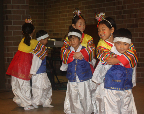 Korean American children dance at Asian Catholic gathering