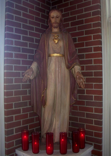 Sacred Heart of Jesus at St.Joan of Arc Catholic Church - Chagrin Falls Ohio