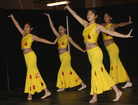 Dancers from Chinese Professional & Entrepreneur Association (CPEA) Great Wall Enrichment Center