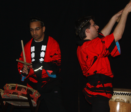 Taiko Drumming by Icho Daiko featuring Oberlin Taiko 