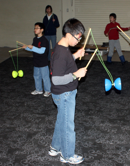 Playing with big yo-yos