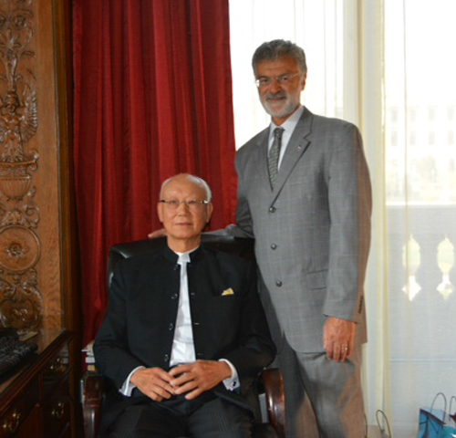 Anthony Yen and Cleveland Mayor Frank Jackson