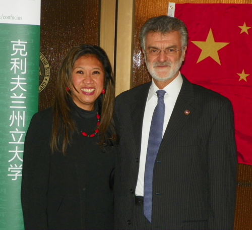 OCA National president Sharon Wong and Cleveland Mayor Frank Jackson