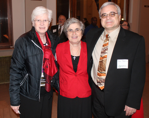 Cleveland Clinic's Ron Rerko with Sisters Miles and Sr. Anne Maline 