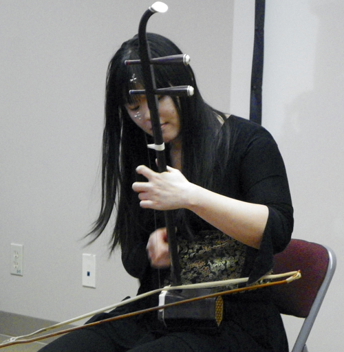 Janice Liu performed on an Erhu