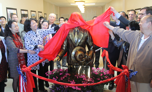 Unveiling of Sun Yat Sen statue in Cleveland