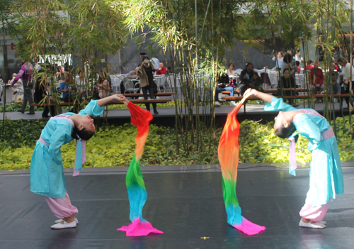 Cleveland Contemporary Chinese Culture Association (CCCCA)  dancers