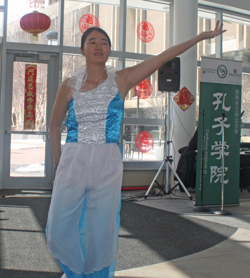 Chinese dancer in blue and white