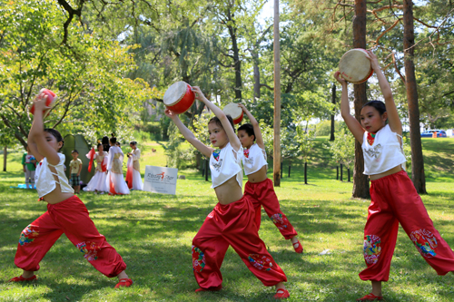 Dancers in Chinese Cultural Garden on One World Day