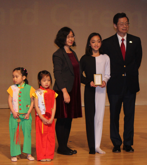 Awardees posing with Provost Dr. Jianping Zhu and CI Associate Director  Xuhong Zhang