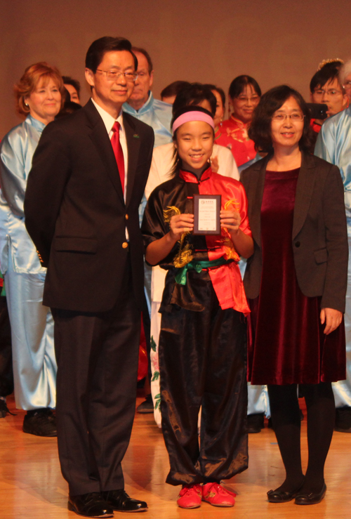 Awardees posing with Provost Dr. Jianping Zhu and CI Associate Director  Xuhong Zhang