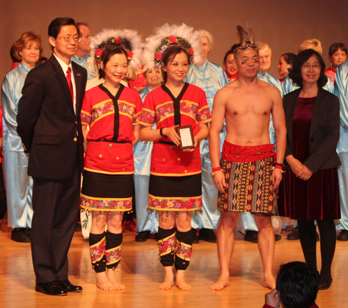 Awardees posing with Provost Dr. Jianping Zhu and CI Associate Director  Xuhong Zhang