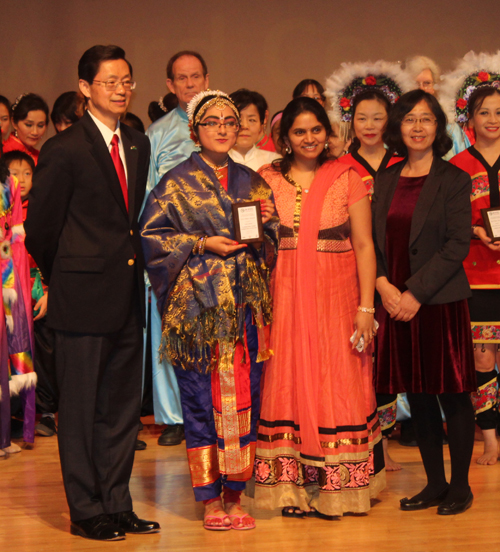 Awardees posing with Provost Dr. Jianping Zhu and CI Associate Director  Xuhong Zhang