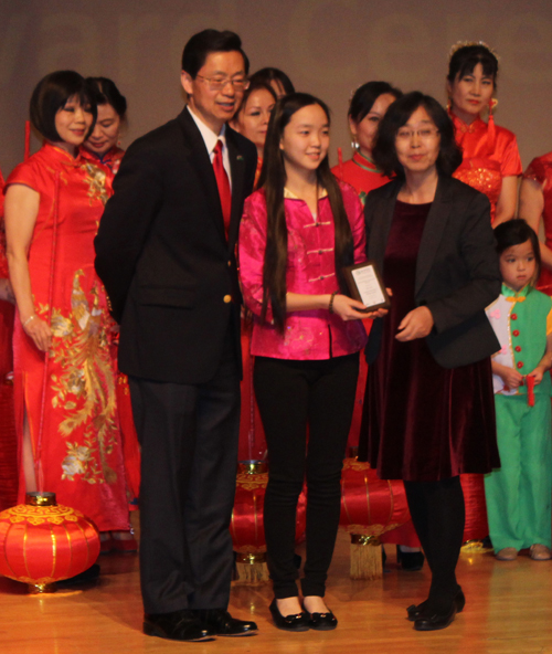 Awardees posing with Provost Dr. Jianping Zhu and CI Associate Director  Xuhong Zhang