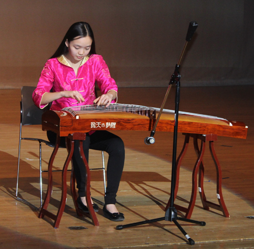 Guzheng performance called Fighting Typhoon by Kelly Chiang