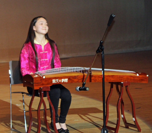 Guzheng performance called Fighting Typhoon by Kelly Chiang