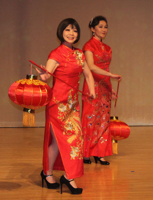 Red Lantern dance performance by ladies from the World Qipao United Association of US Ohio Chapter