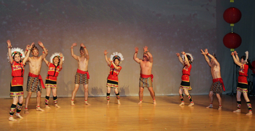 dance from Westlake Chinese Culture Association called Standing on High Hill