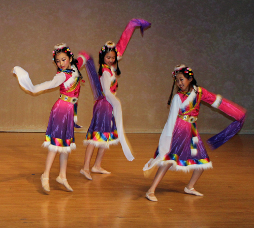 Zhuo Ma Chinese Dance by young ladies from the Great Wall Enrichment Center. 