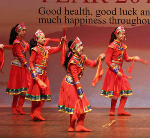 Pittsburgh Chinese School dancers