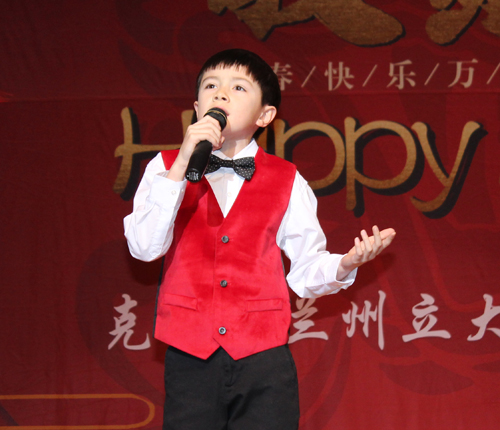 Young Jeremy Hammel performed A Million Dreams to celebrate the New Year. 