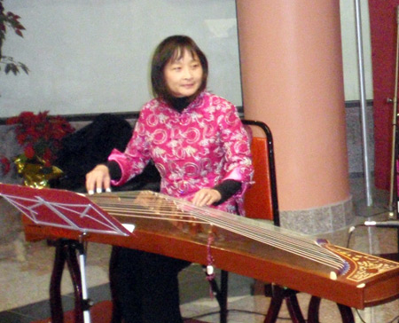 Cleveland Chinese Music Group - guzheng