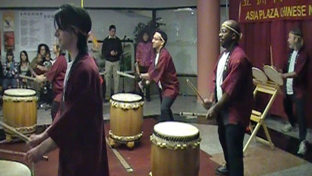 Daiko Icho Taiko drummers at Asia Plaza on Chinese New Year