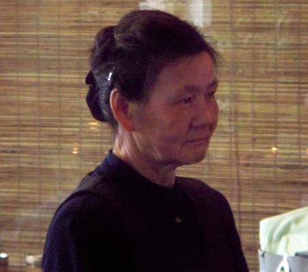 Tzu Chi woman