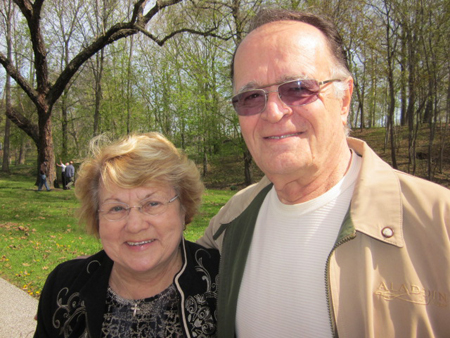 Branka Malinar and Harry Jerinic - Croatian Cultural Garden committee members 