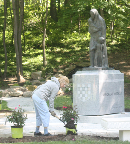 Croatian Garden workers