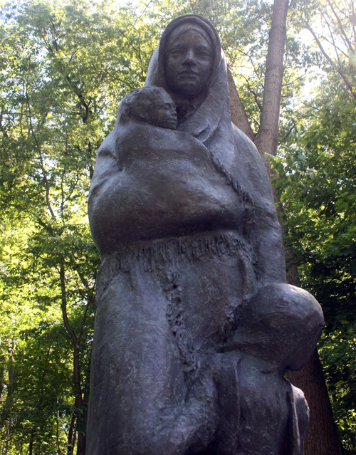 Immigrant Mother statue in Cleveland Croatian Garden