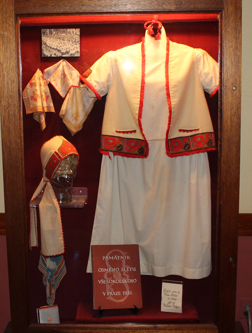 costume at Cleveland Czech Museum display