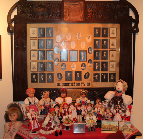 Dolls in Cleveland Czech Museum display
