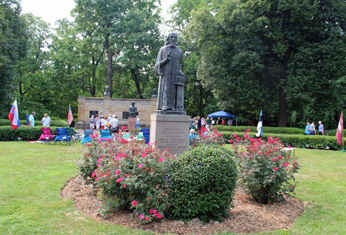 Komensky statue in Cech Garden